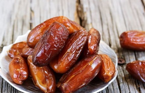 خرید خرما پیارم + قیمت فروش استثنایی